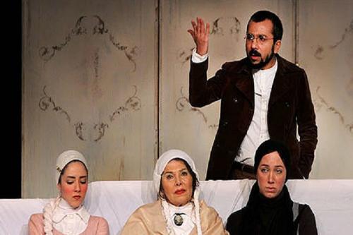 جدیدترین آمار فروش تئاترهای روی صحنه/ فروش «باغ آلبالو» از مرز ۱۰۰ میلیون گذشت