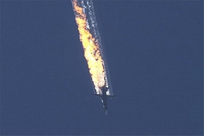 ترکیه یک جنگنده سوخو-24 روسیه را ساقط کرد +عکس