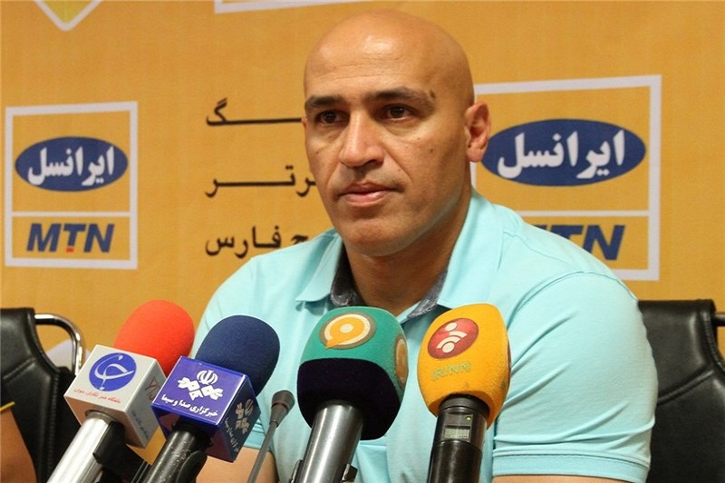  منصوریان: جایگاه استقلال در جدول نشان دهنده قدرت این تیم است/ استیماچ با این ادبیات موفق نمی‌شود 
