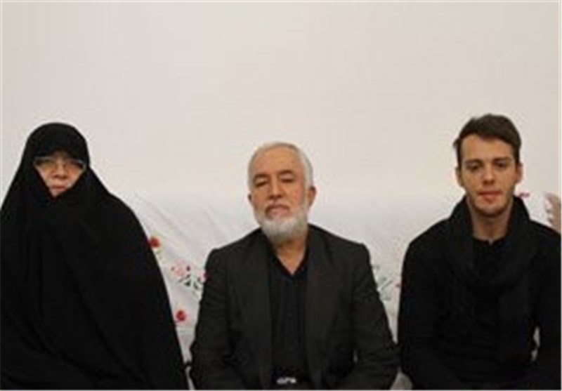همه اعضای این خانواده مداح هستند 