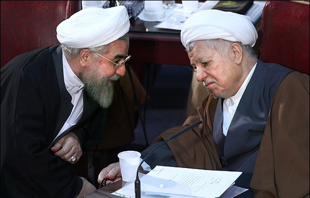 پروژه هاشمی‌سازی از روحانی در روزنامه‌های اصلاح‌طلب/بازخوانی شکست سخت هاشمی از آمریکا/شباهت برخورد با منتقدین در دولت هاشمی و روحانی
