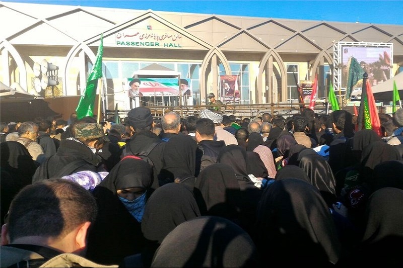  گیت‌های جدید مرز مهران غیرفعالند/ انتظار چند ساعته در مرز مهران در انتظار زائران 