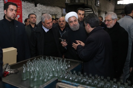 Rouhani visits factory, mourns Arbaeen with workers 