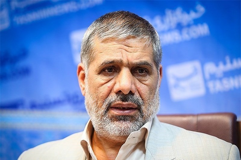 بعید است آقایان لاریجانی یا مقتدایی پرچم‌دار اختلاف در اردوگاه اصولگرایان باشند/هاشمی اعتقاد جدی به مشارکت مردم ندارد