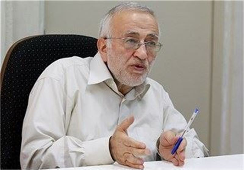 کارگزاران بین مردم و مسئولان شکاف ایجاد کرد/ قانون شکنی و فساد اداری از دوران هاشمی رایج شد