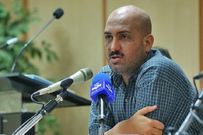 دهمین جشنواره شعر فجر اسفند برگزار می‌شود/تعیین دبیر تا پایان آذر