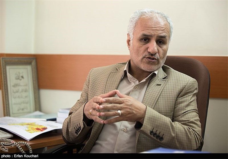 نئولیبرالیسم نفس‌های آخر خود را می‌کشد/ بشریت منتظرند که ببیند حرف اسلام چیست؟ 