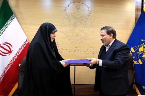 کاهش آسیب‌های اجتماعی قشر زنان از اولویت‌های جدی معاونت امور زنان است