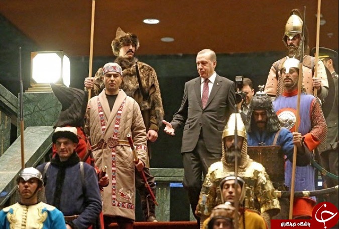 اردوغان بازیگردان پروژه نئوعثمانیسم/«پرچم سیاه»، این‌بار به‌دست «کلاه سرخ‌ها» 