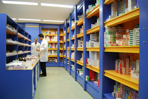 طلب داروخانه ها از بیمه ها دوباره به تاخیر افتاد/ آخرین پرداختی 4 ماه قبل بوده است 