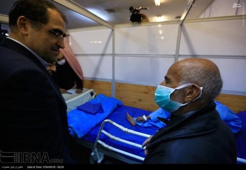 تصاویر عیادت وزیر بهداشت از بیماران مبتلا به آنفلوآنزا 