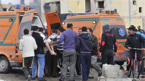 10 Egyptian policemen injured in Sinai bomb blast 