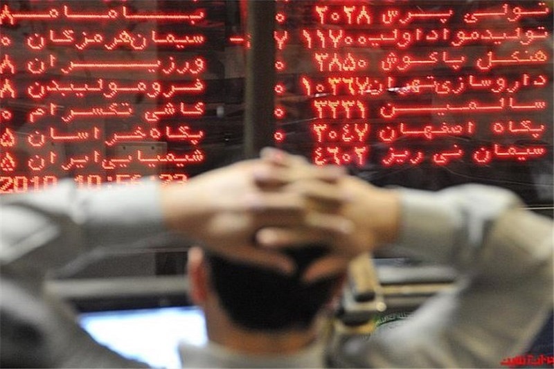  شاخص بورس ۹۹ واحد افت کرد 