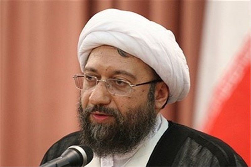  آیا برخورد دستگاه قضایی با دیگر متهمین فساد اقتصادی شبیه آقای مرتضوی است؟ 
