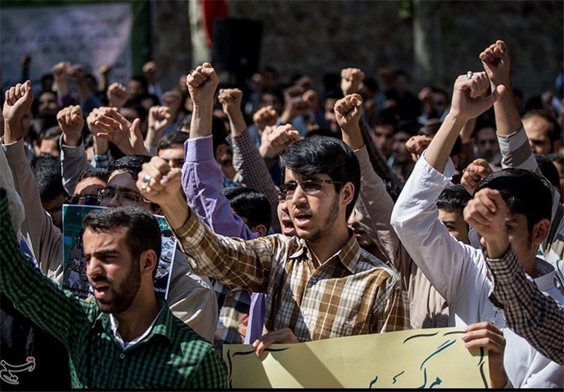 دانشگاهیان امام صادق(ع) در اعتراض به کشتار شیعیان نیجریه تجمع کردند 