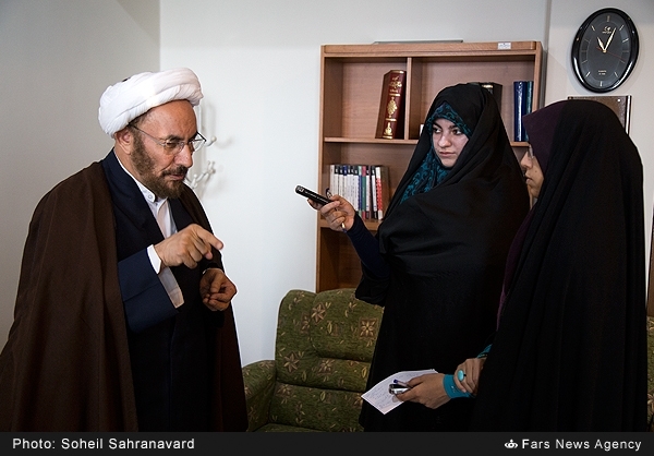 ۴ ساله بودن دولت روحانی شوخی سیاسی است/ طرفداران دولت در مجلس آینده بیشتر خواهند بود/ منافع مثلث غرب، صهیونیسم و وهابیت به هم گره خورده