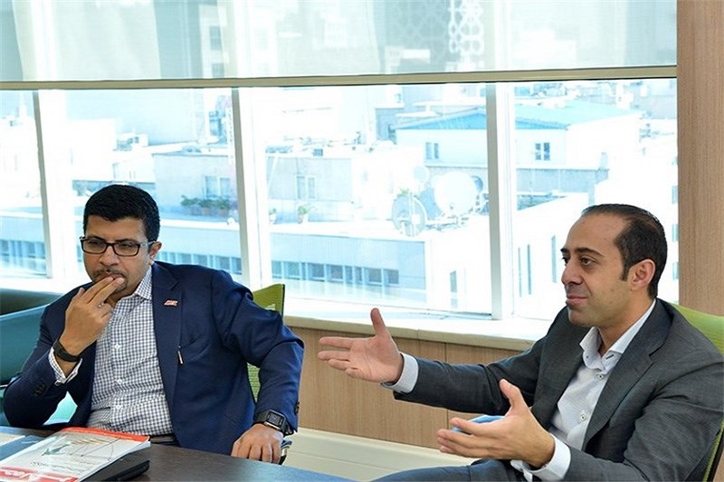  از هول حلیم در دیگ نیفتیم 