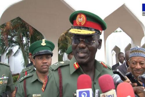 فرمانده ارتش نیجریه: شیخ زکزاکی را به دستگاه‌ قضایی تحویل دادیم 