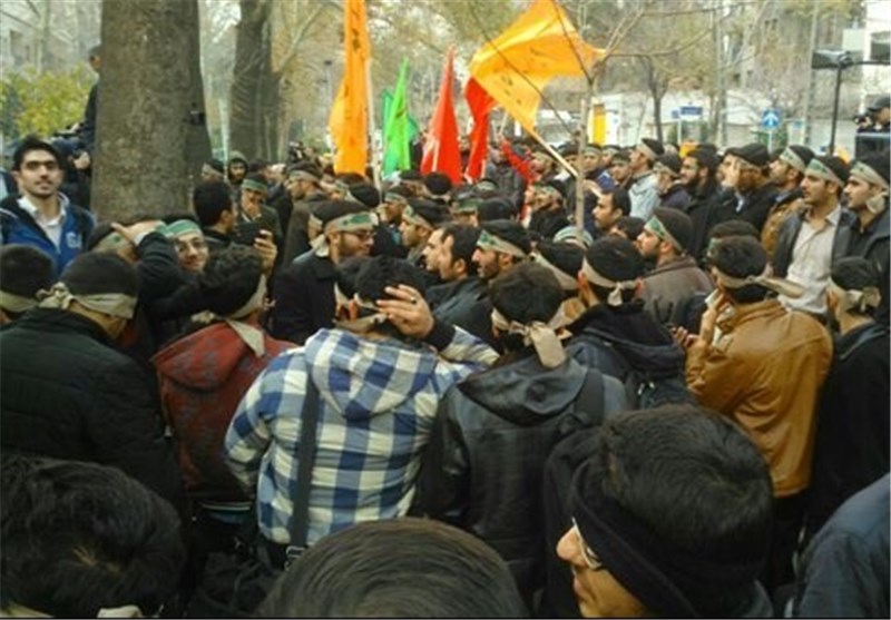 دانشجویان تهرانی مقابل دفتر سازمان ملل تجمع کردند 