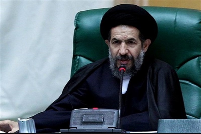 نظام اسلامی با محوریت ولی فقیه زمینه تداوم حاکمیت صالحان را فراهم کرده است