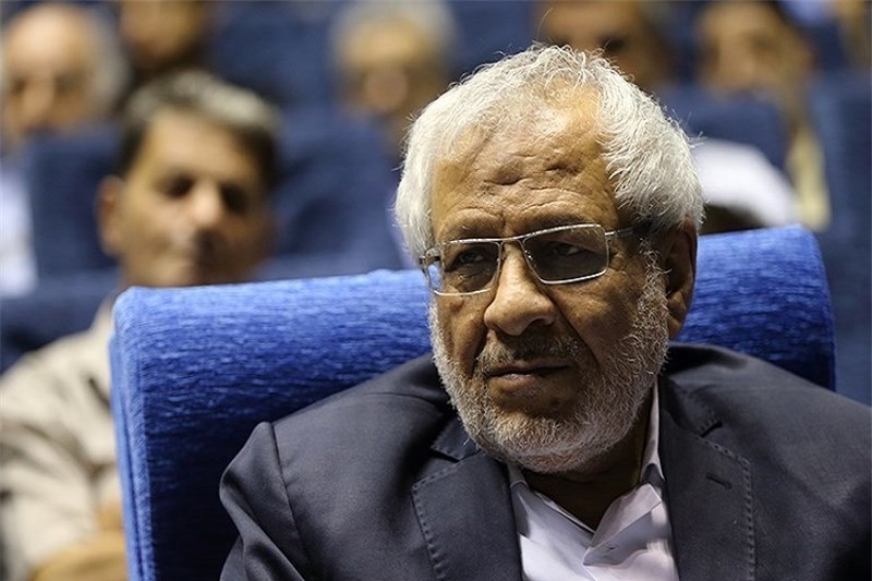  لاریجانی گفته است که محوریت روحانیت را قبول دارد 