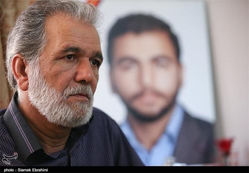 رسانه‌ها صادقانه در مورد شهدای مبارزه با فتنه ۸۸ اطلاع رسانی کنند 
