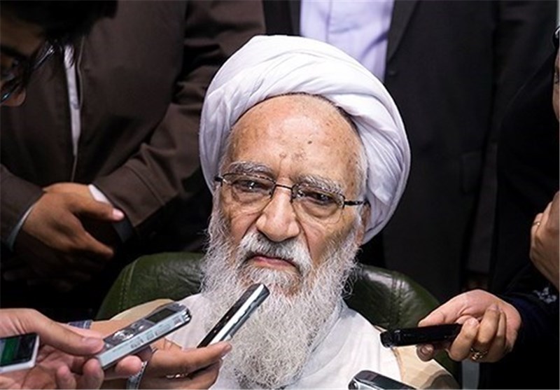 جامعه روحانیت درباره هاشمی تصمیم نهایی نگرفته است/لاریجانی در جمع ماست 