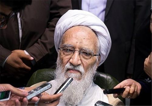 جامعه روحانیت درباره هاشمی تصمیم نهایی نگرفته است/لاریجانی در جمع ماست 