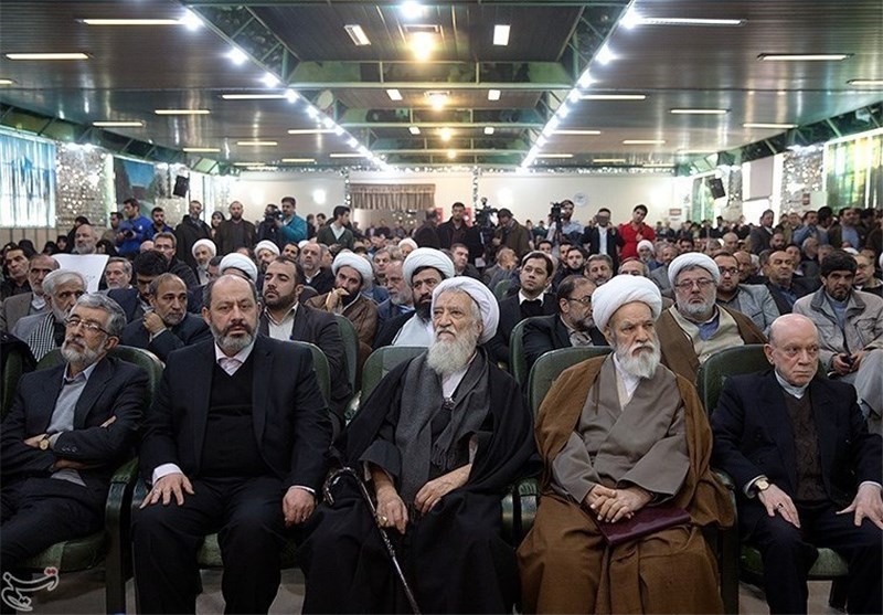 حضور حداکثری نمایندگان احزاب و گروه‌های اصولگرا در گردهمایی بزرگ ائتلاف اصولگرایان + اسامی 
