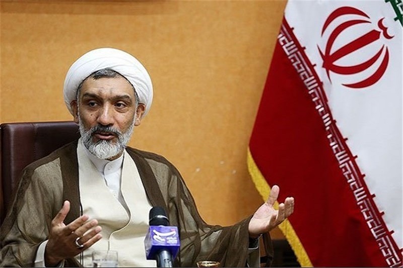 سعودی‌ها بویی از اسلام نبرده‌اند/طراحی حمله به سفارت ممکن است کار نفوذی‌ها باشد