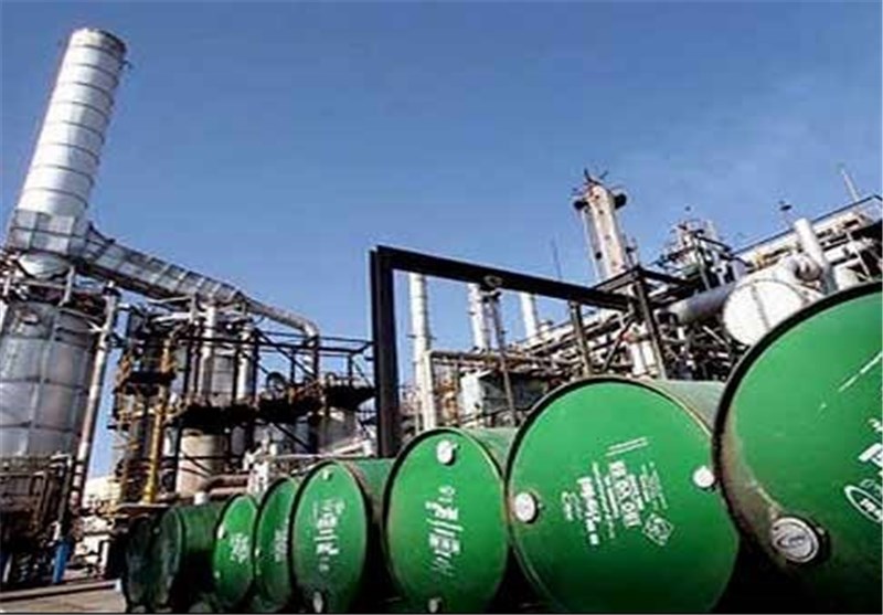 حمایت غیرمستند مدیر نفتی از بنزین وارداتی 