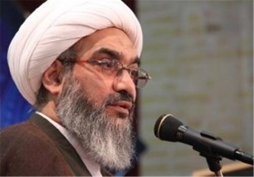 برنامه دشمن برای نفوذ در بدنه نظام طراحی شده است 