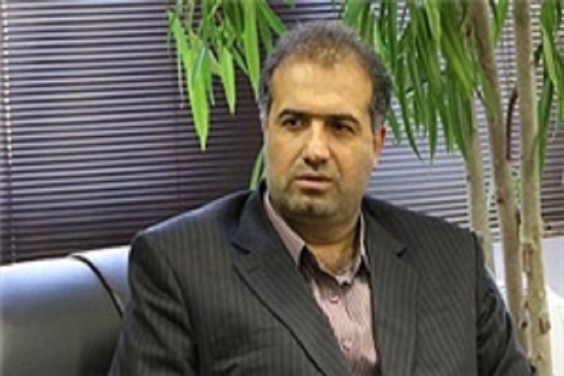 خط فقر یعنی حقوق زیر 2 میلیون و 300 هزار تومان/ گذران زندگی با دستمزد فعلی امکان‌پذیر نیست