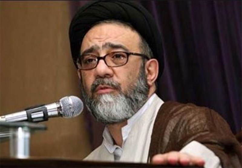 نفوذ فرهنگی از مقاصد مهم دشمنان است/ به عاشقان نظام رأی دهیم 