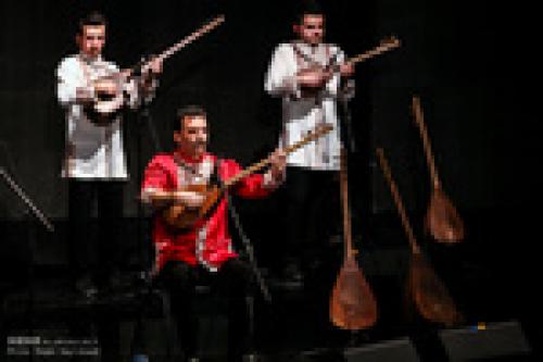 Dalga performs Azeri music in Tehran 