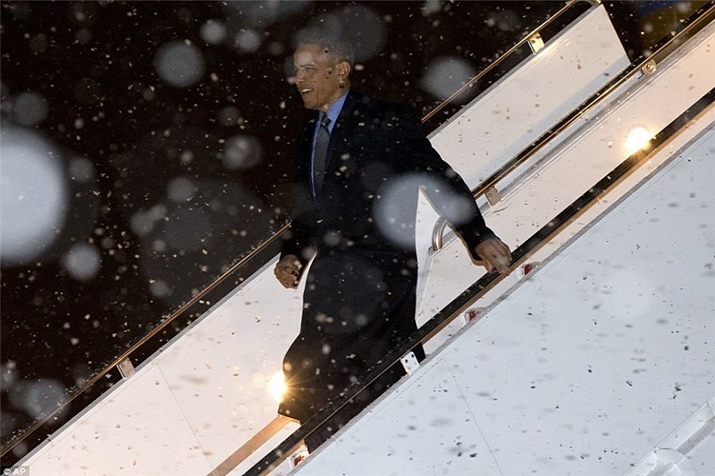 برف بالگرد اوباما را زمین‌گیر کرد + تصاویر