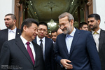 Chinese president meets with Iran parl. speaker 