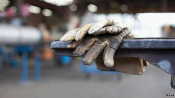 عقبگرد جدید مدعیان حل تمام مشکلات اقتصادی با توافق/ وقتی دیگر برجام عصای جادویی نیست/ نهضت کارآفرینی ؛ تنها راه برون‌رفت از بحران
