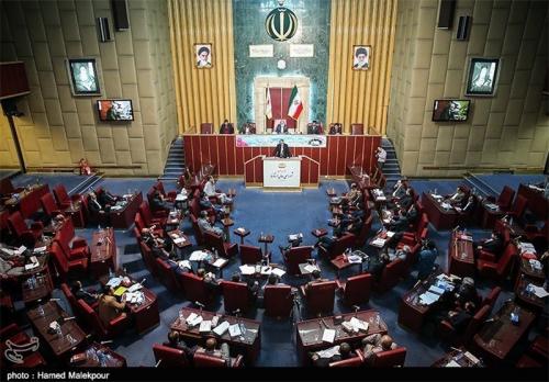 درگیری لفظی اعضای شورای عالی استانها درباره اختلافات مالی 
