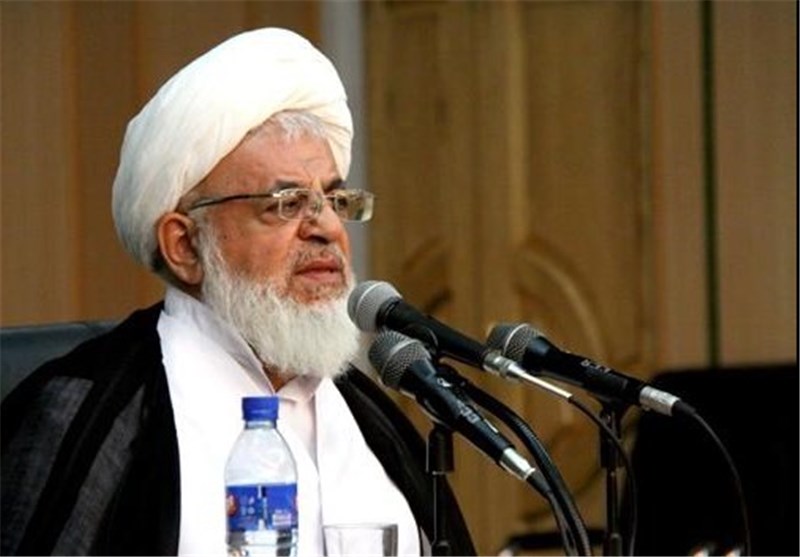 برخی به دنبال حذف سیره امام از انقلاب هستند / دشمن به دنبال مبارزه با مرام امام خمینی(ره) است 