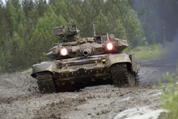 Russia T90 tank attacks terrorists in Aleppo 