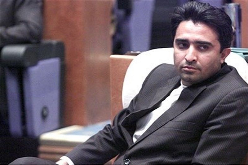 اولین نامزد اصولگرا به نفع لیست ائتلاف انصراف داد/برخی اصلاح طلبان گفتند انصراف نده!