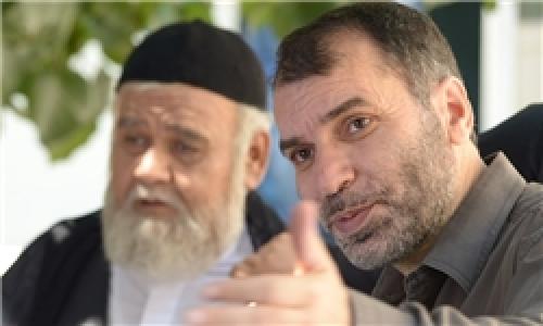 ده‌نمکی: یاد گرفته‌ام بین لابی‌گری و توسل به خدا یکی را انتخاب کنم/ ما را از دعای خیرتان فراموش نکنید