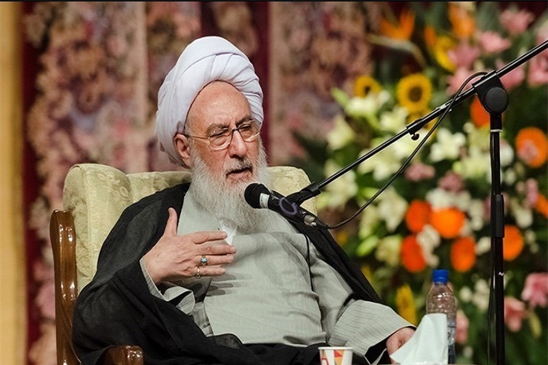 با حمله به شورای نگهبان سوژه دست دشمن ندهیم/ همه به نظر شورای نگهبان تمکین کنند