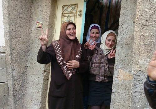 شادباش شاعران برای آزادی نبل و الزهرا: تبریک به مادر شهیدان، زهرا(س) 
