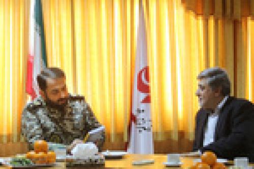 Commander pays visit to Mehr News Agency 