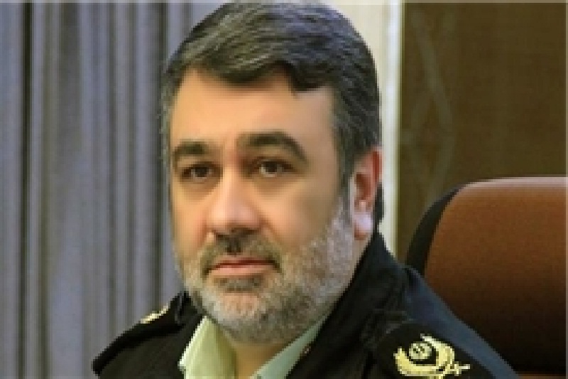 فرمانده ناجا به جمع راهپیمایان تهران پیوست