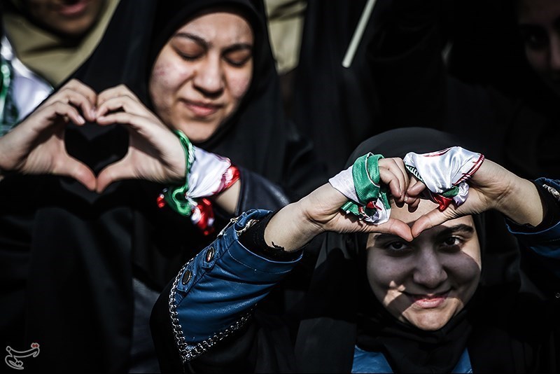  نسل نوپای انقلاب 