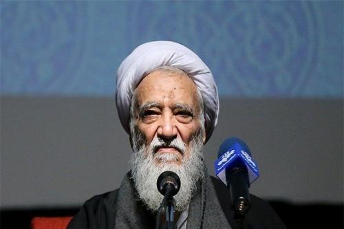 آمریکا دست از سر مردم ایران برنمی‌دارد/ باید کسانی رای بیاورند که جرأت مقابله با آمریکا را داشته باشند