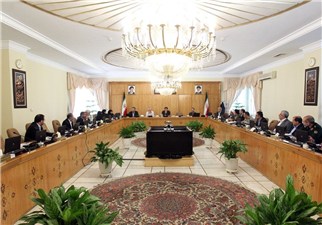 رئیس‌جمهور: برای حل مشکلات ساختاری به مجلس می‌رویم/ مصلحی: بزودی اخبار جدیدی از نحوه مقابله با ترور دانشمندان هسته‌ای اعلام می‌شود/ عباسی: نیروگاه اتمی بوشهر مجددا به شبکه برق سراسری وصل شد